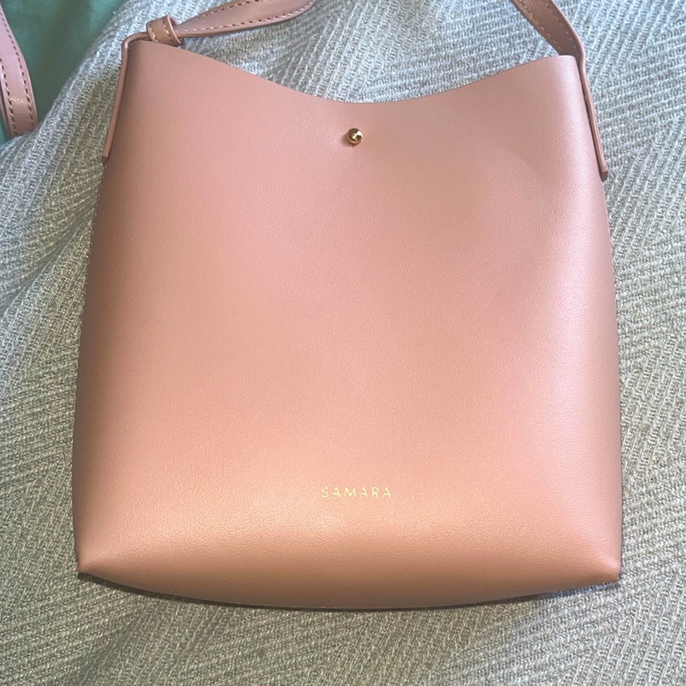 NWT Samara crossbody bag in pale pink